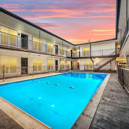 Comfortable 2Br Apt In Vibrant Houston Heights Εξωτερικό φωτογραφία