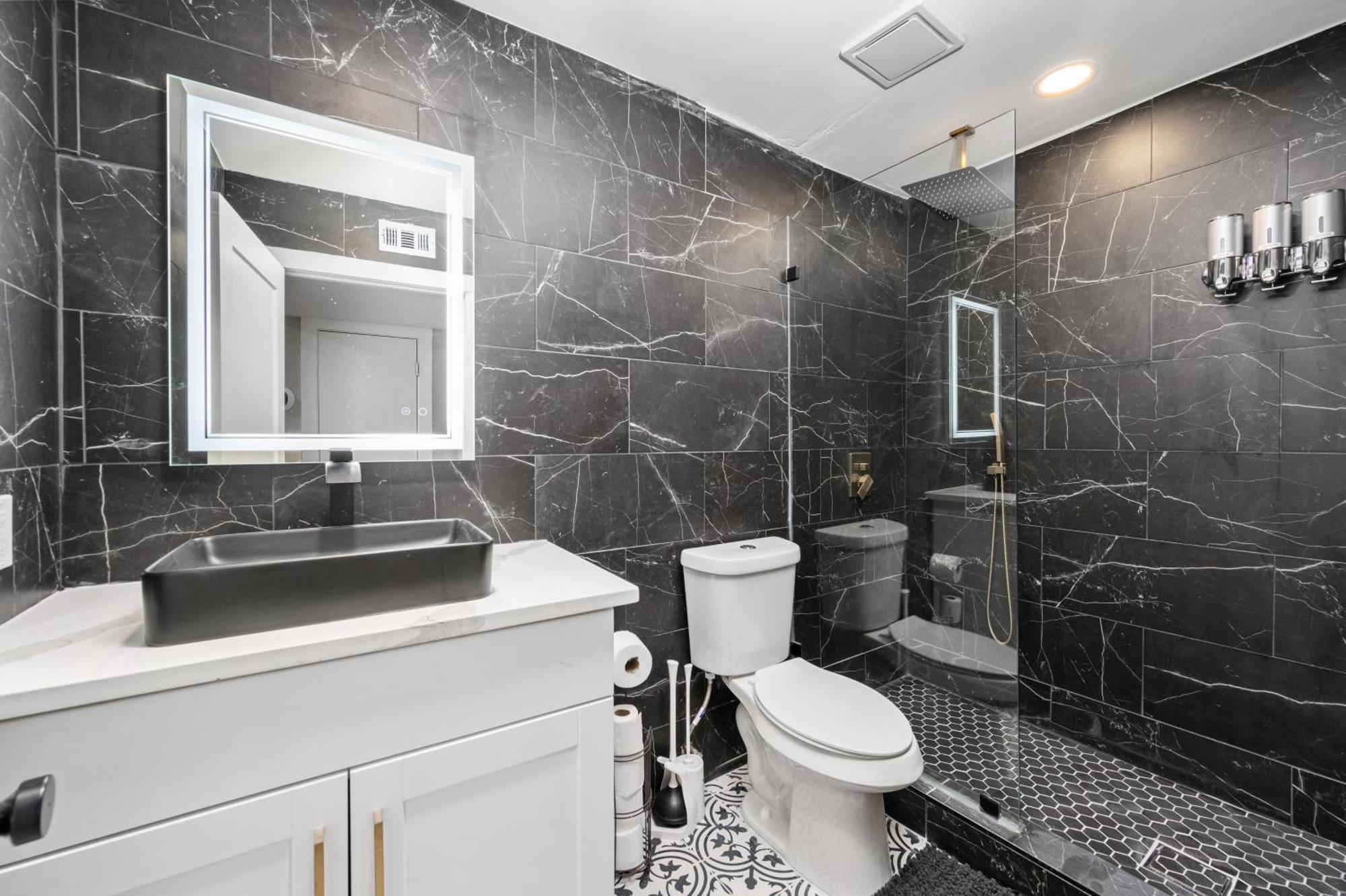 Comfortable 2Br Apt In Vibrant Houston Heights Εξωτερικό φωτογραφία