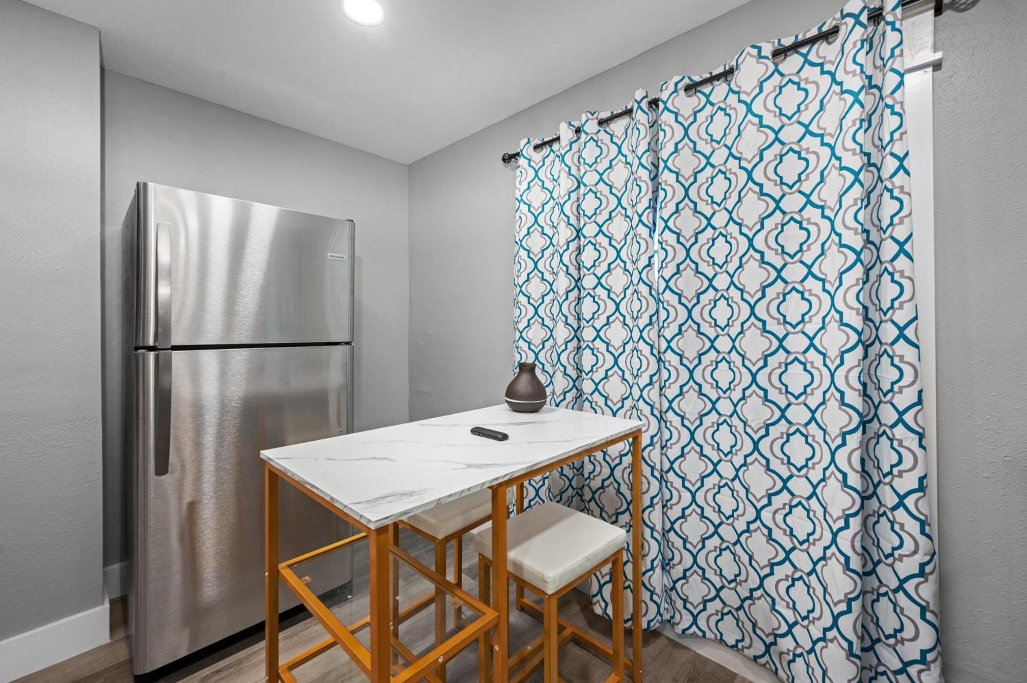 Comfortable 2Br Apt In Vibrant Houston Heights Εξωτερικό φωτογραφία